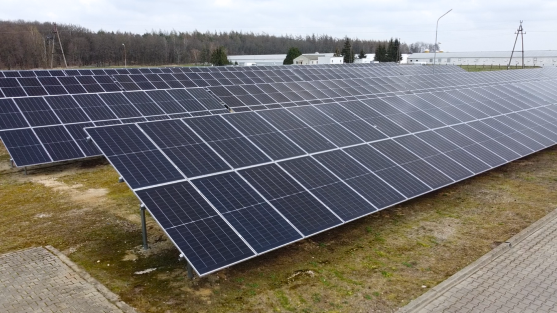 Moduły-bifacial-Jinko